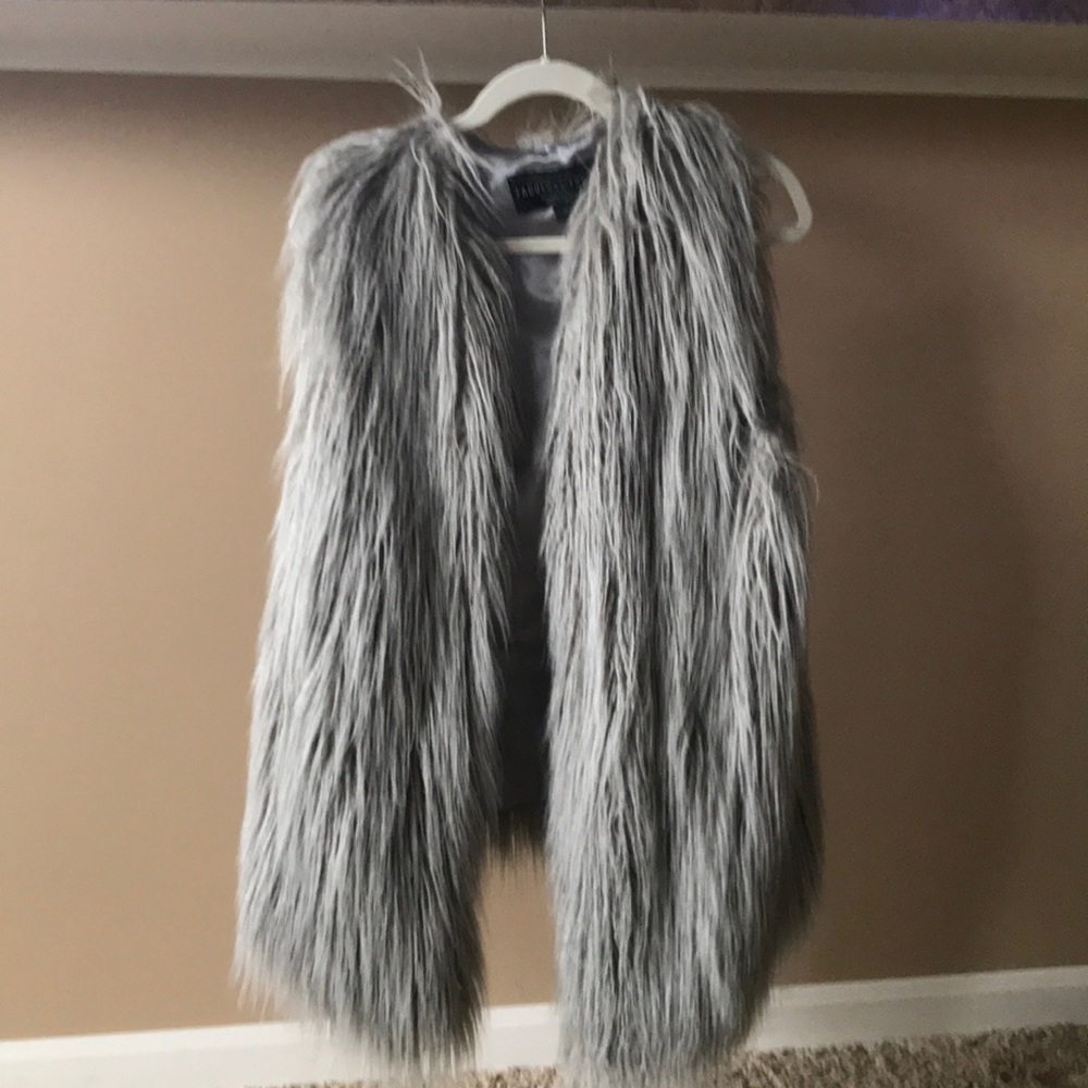 Ladies Faux Fur Vest